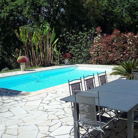 Peaceful Villa In Saint Paul De Vence With Pool Luaran gambar