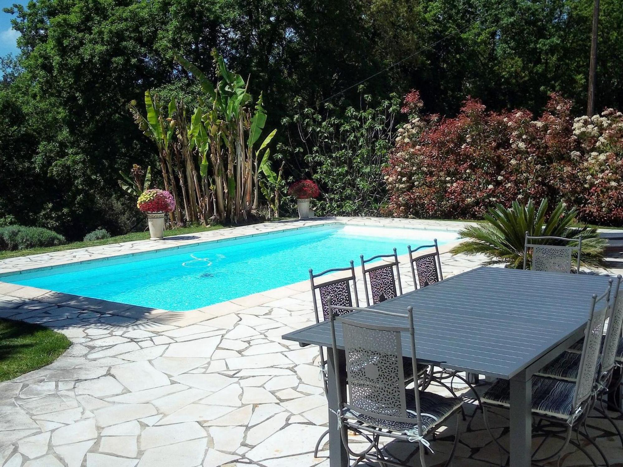 Peaceful Villa In Saint Paul De Vence With Pool Luaran gambar